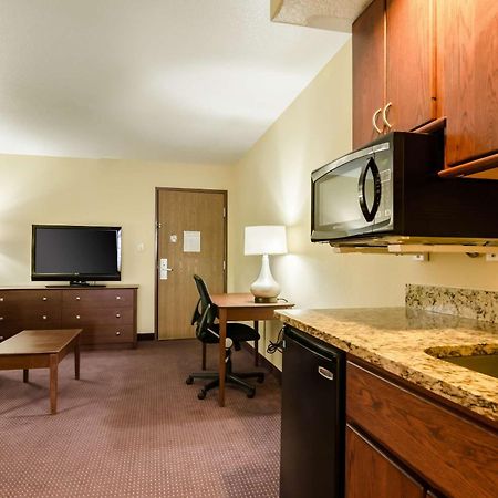 Comfort Inn Colby Extérieur photo