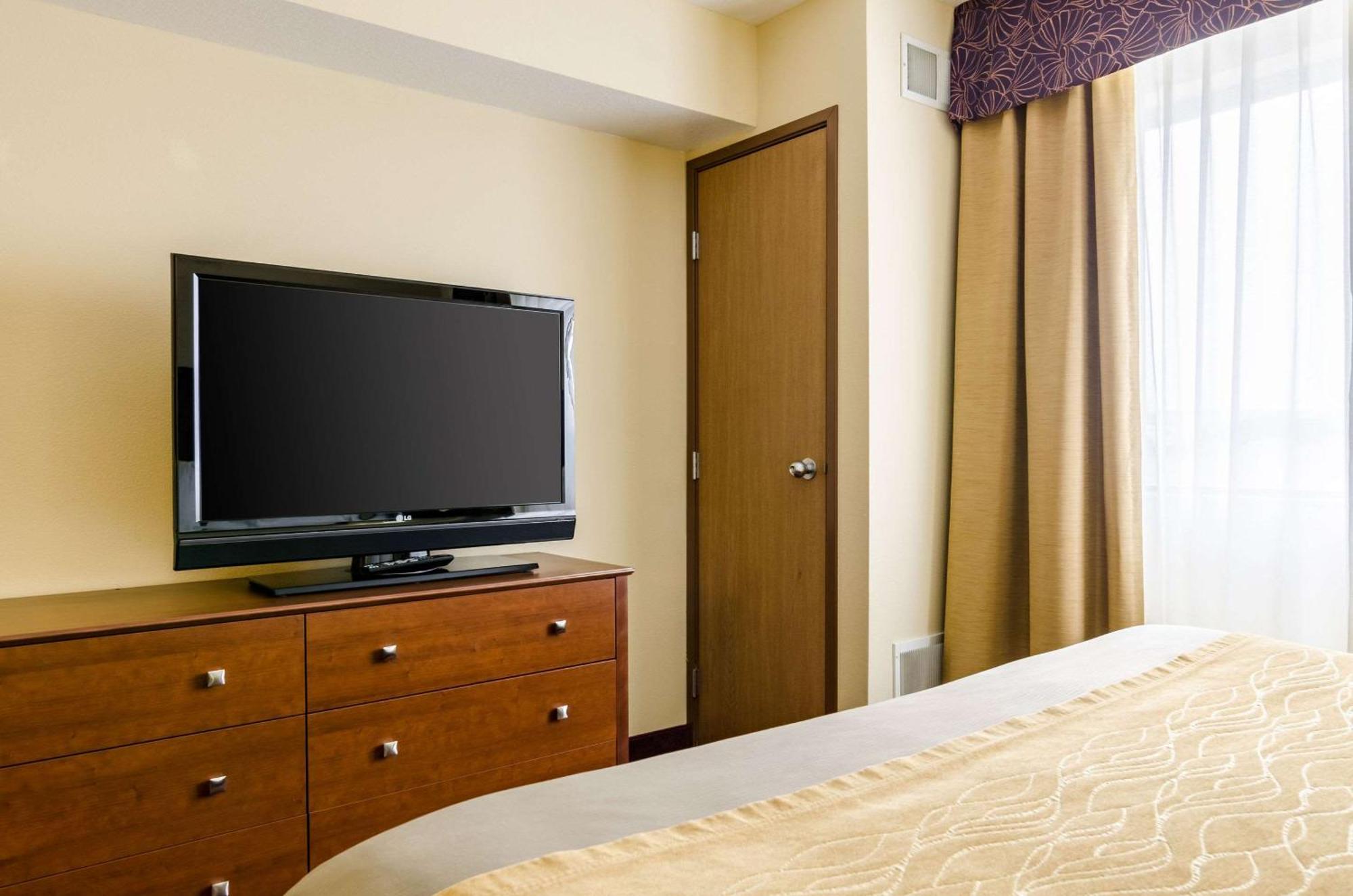 Comfort Inn Colby Extérieur photo