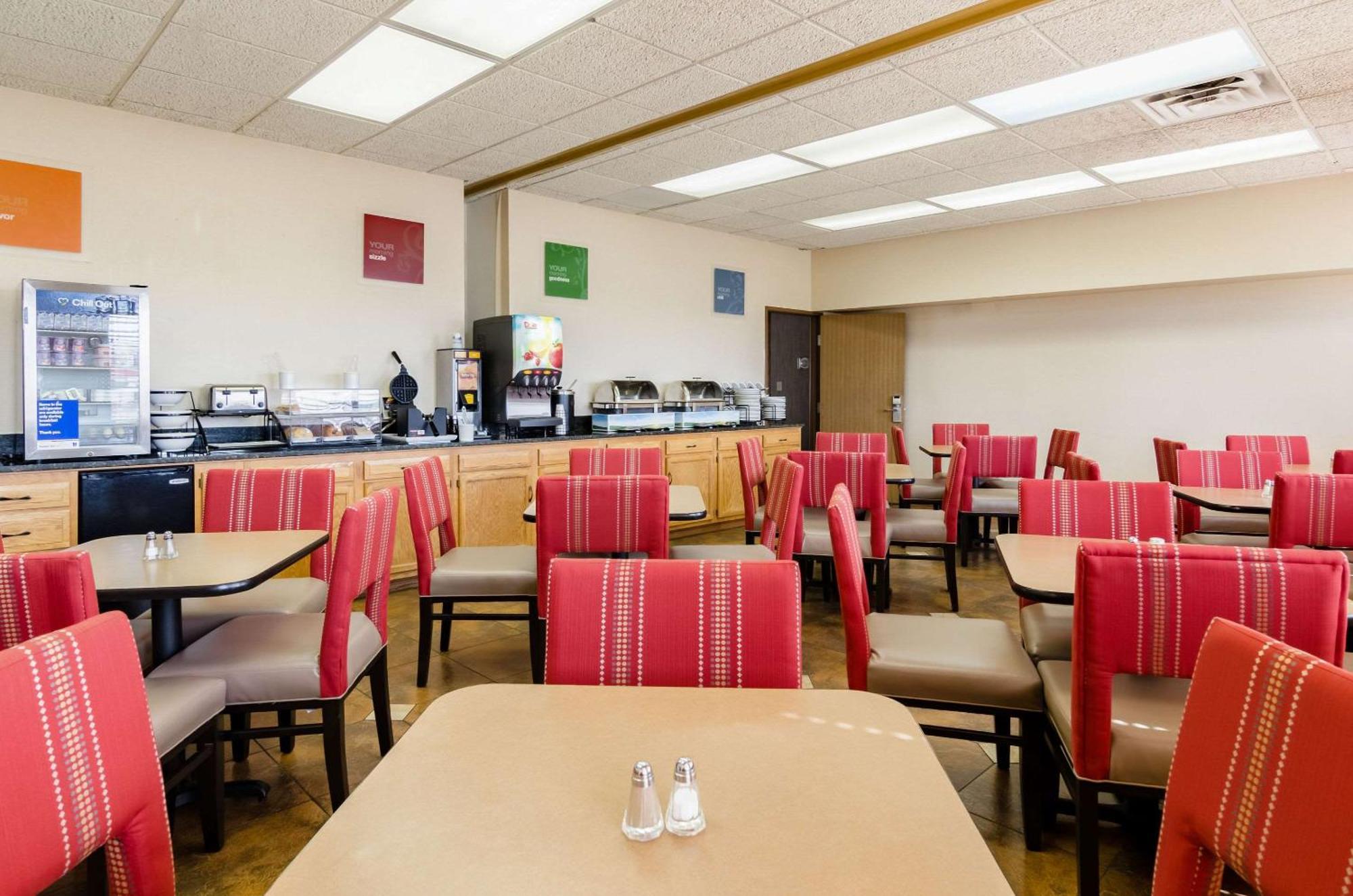 Comfort Inn Colby Extérieur photo