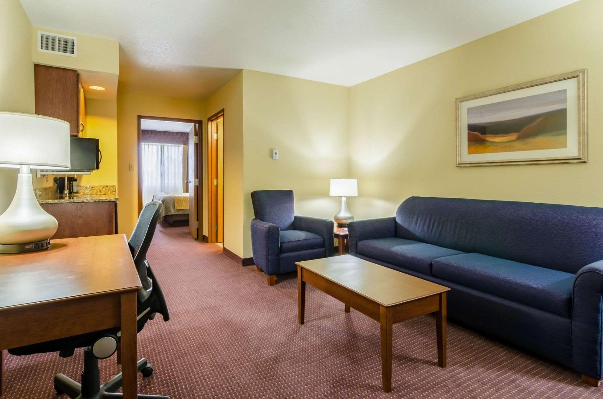 Comfort Inn Colby Extérieur photo