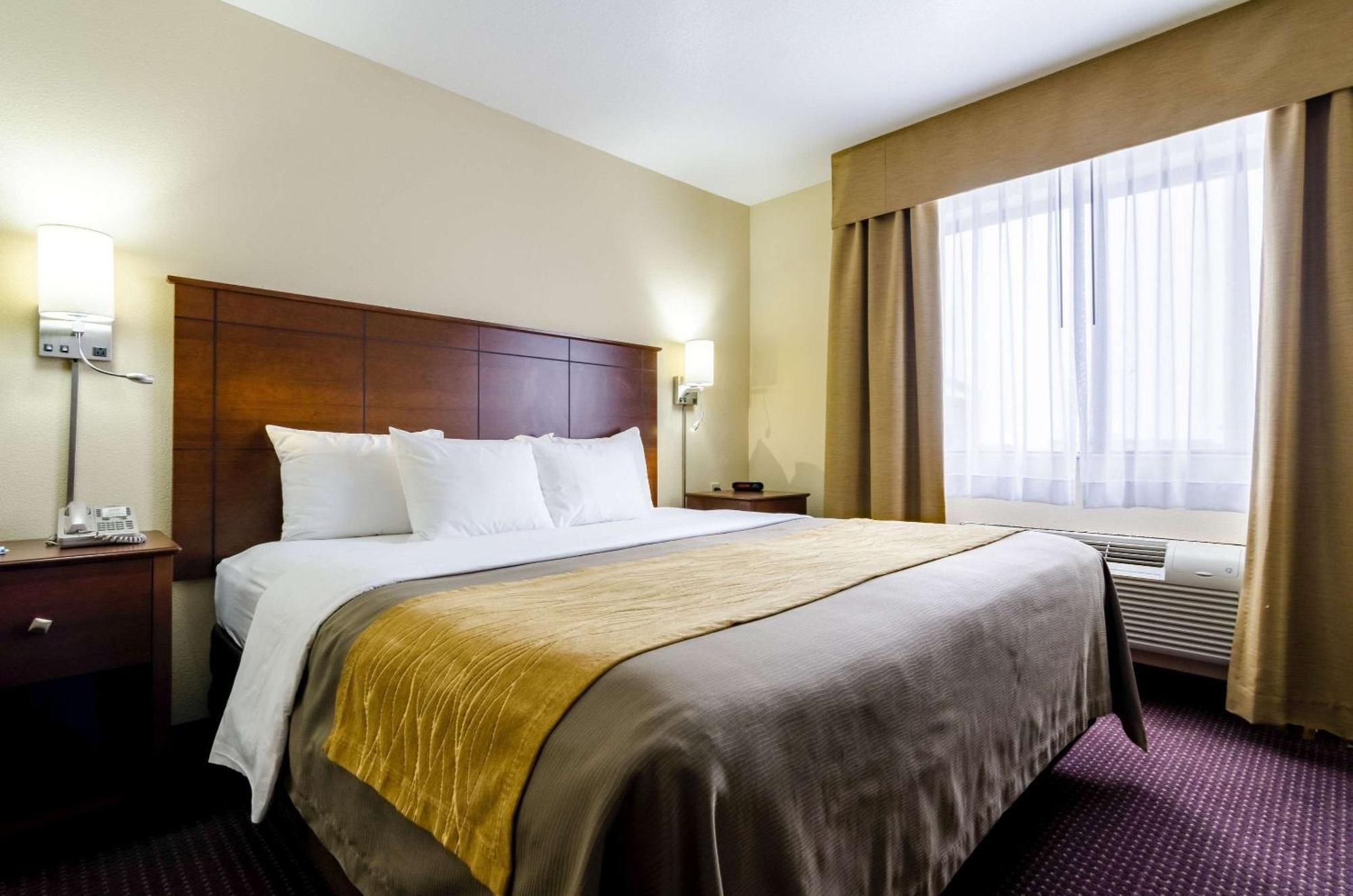 Comfort Inn Colby Extérieur photo