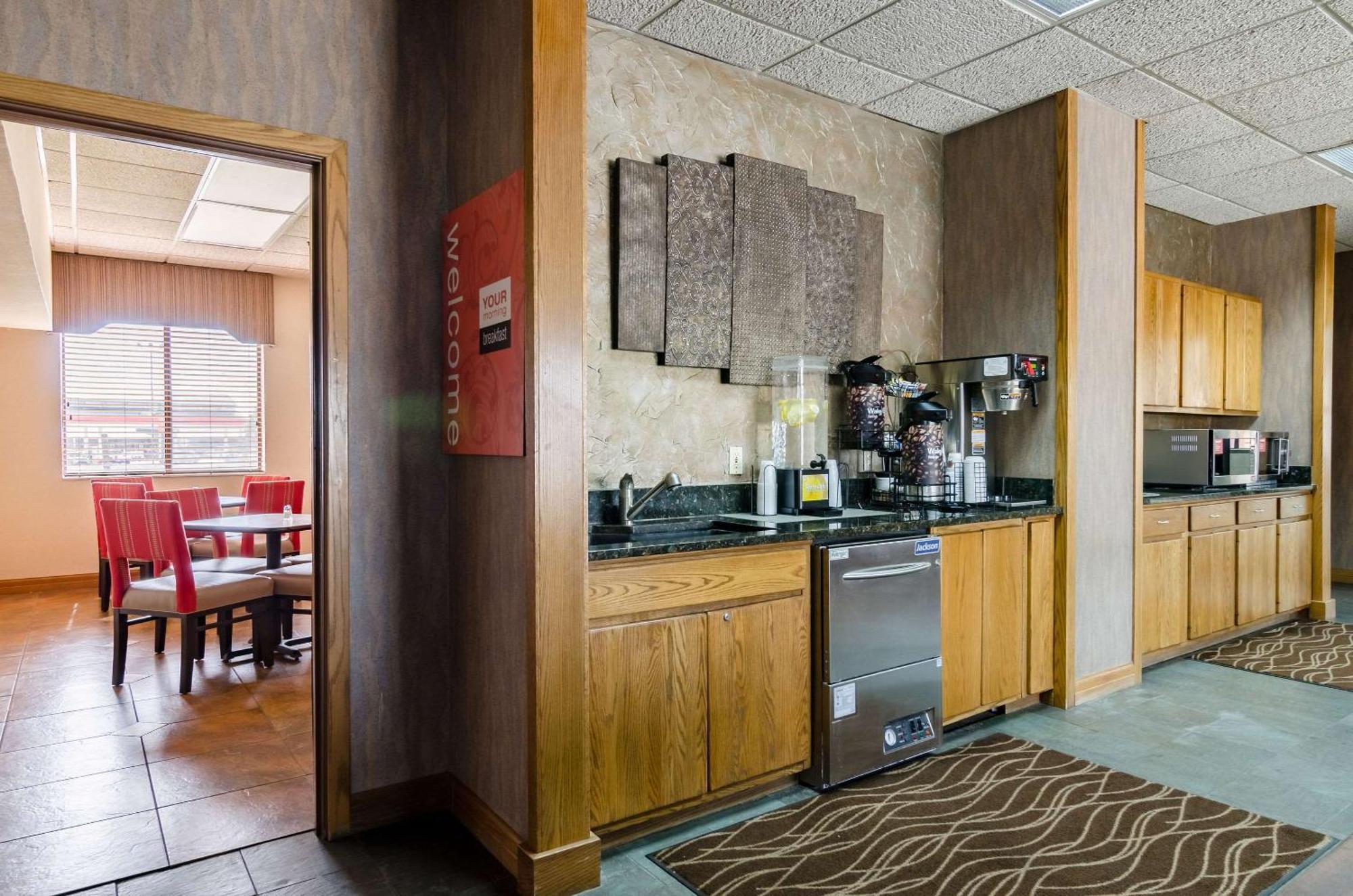 Comfort Inn Colby Extérieur photo