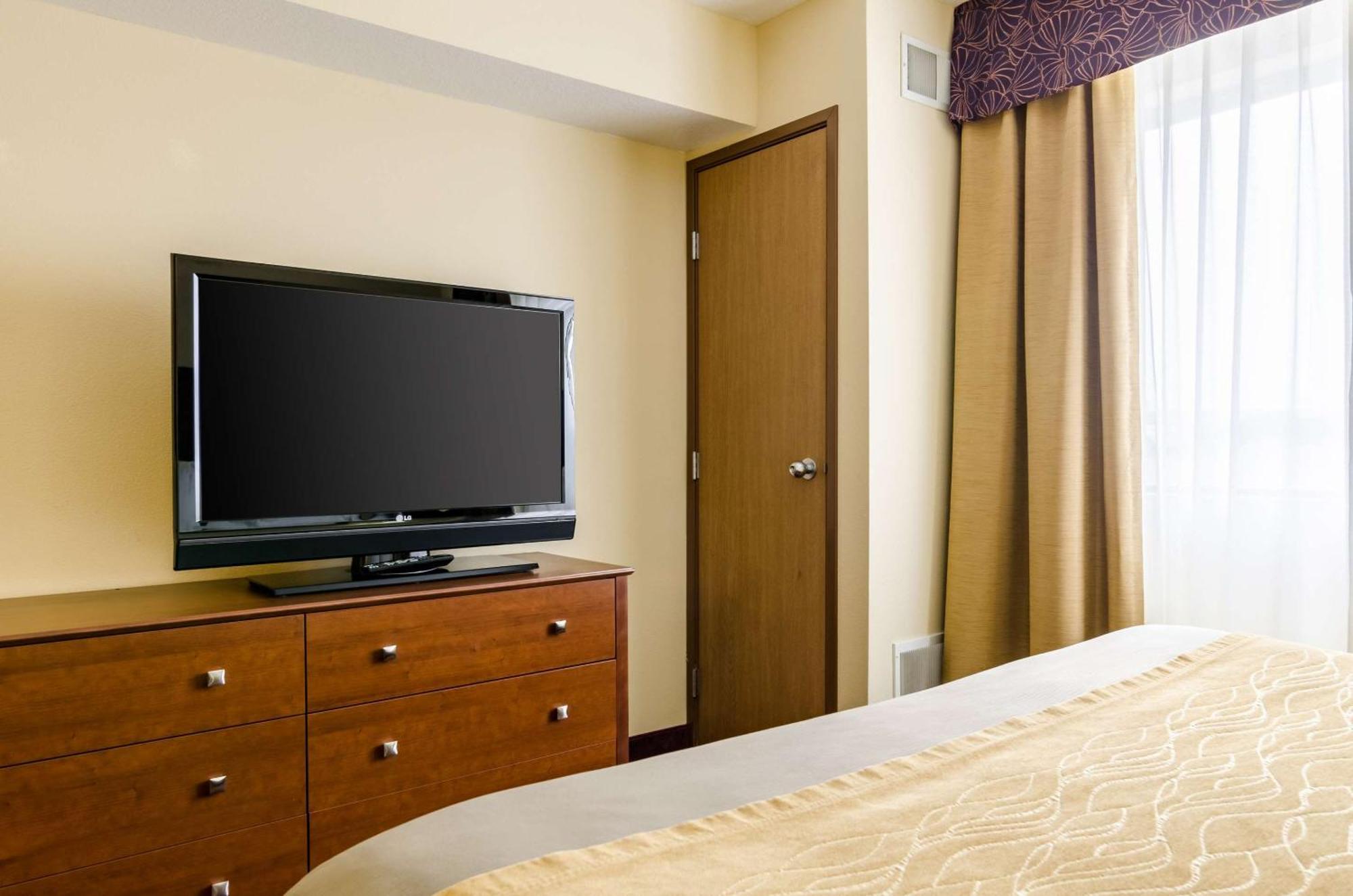 Comfort Inn Colby Extérieur photo