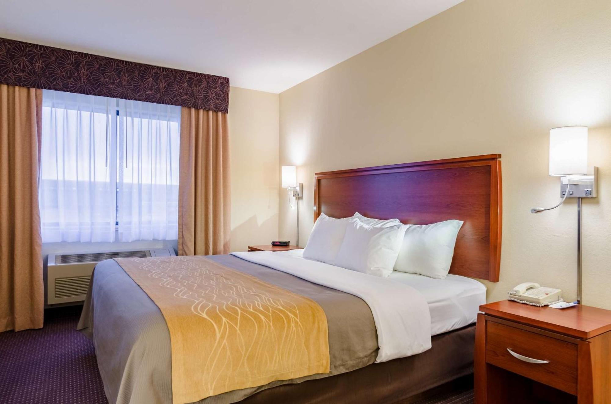 Comfort Inn Colby Extérieur photo